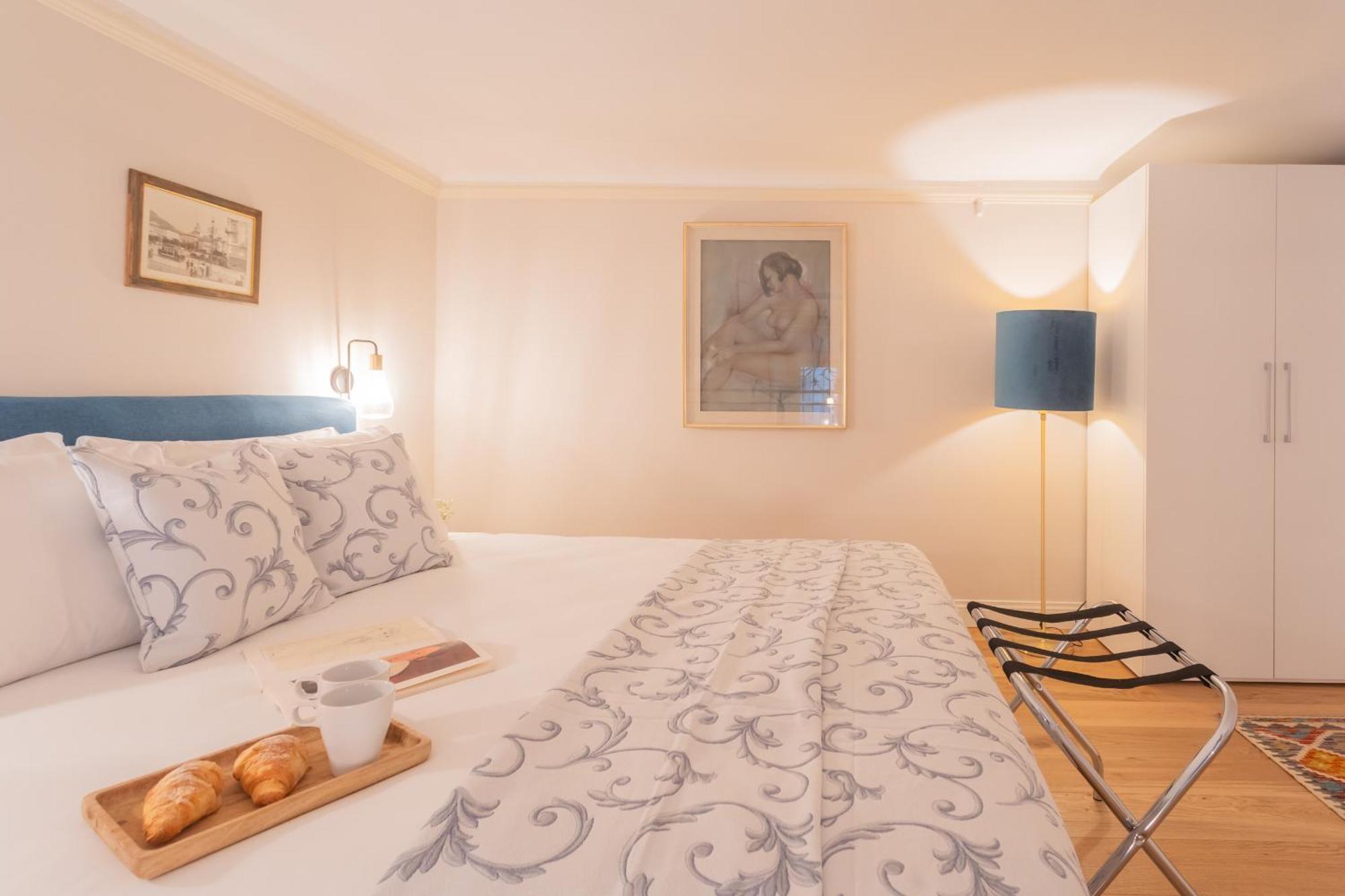Cinque Giornate 70 Suites By Rent All Como Bagian luar foto