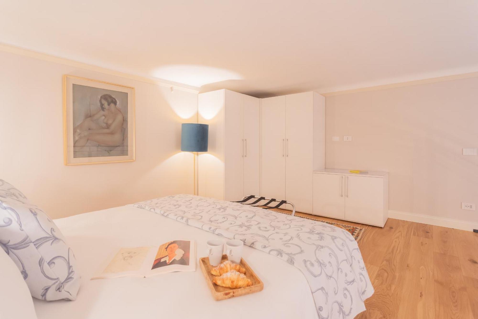 Cinque Giornate 70 Suites By Rent All Como Bagian luar foto